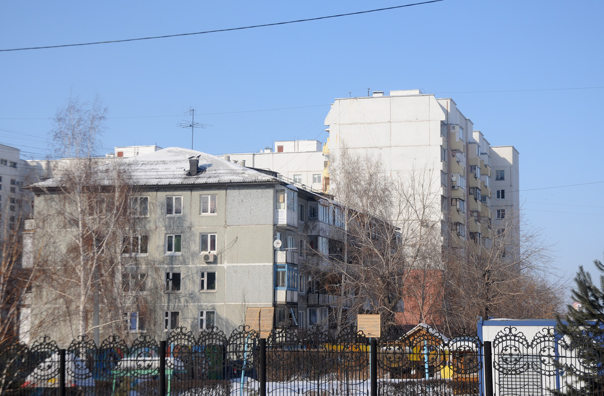Омск, Омская улица, 77/1; Омская улица, 77/3