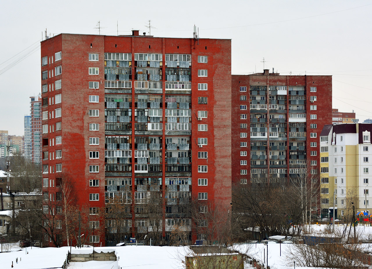 Пермь, Грузинская улица, 15; Улица Плеханова, 59А