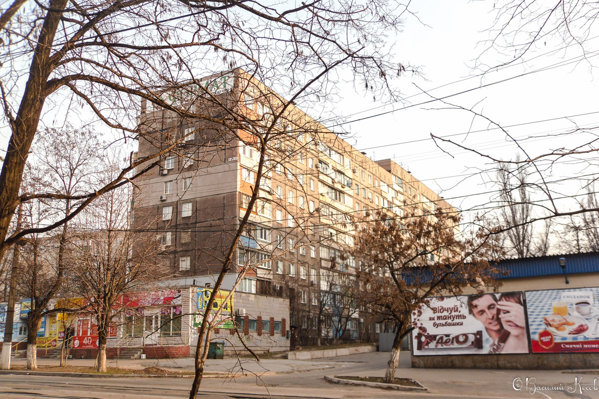 Мариуполь, улица Мамина-Сибиряка, 39А; улица Мамина-Сибиряка, 39