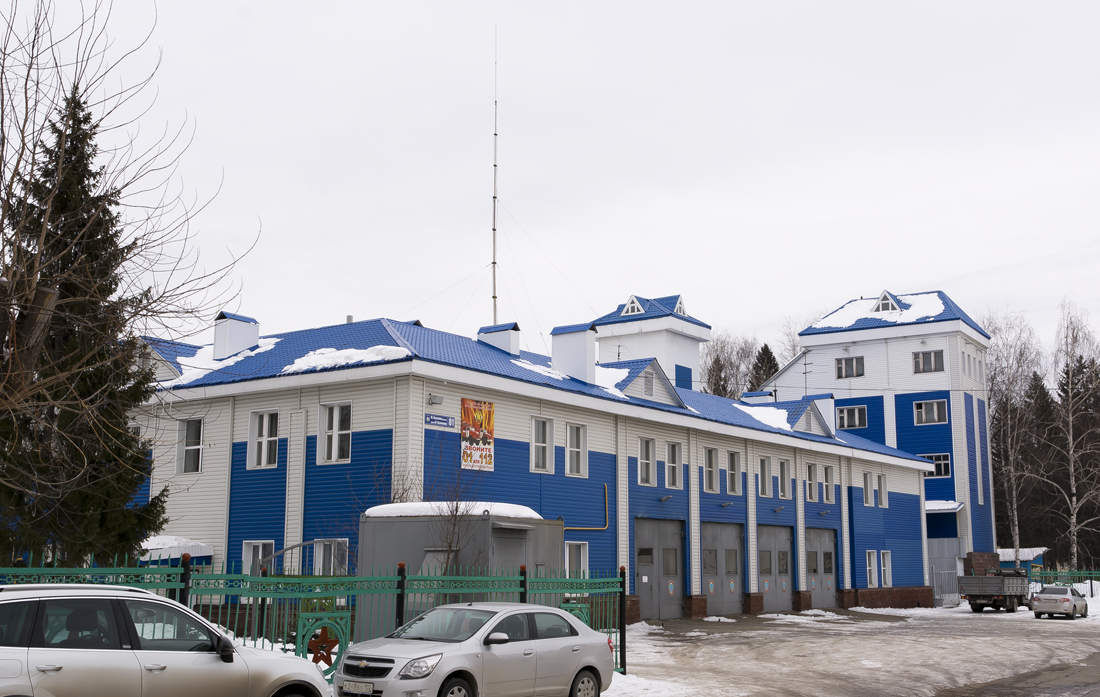 Ufa, Улица Калинина, 81; Улица Калинина, 81А