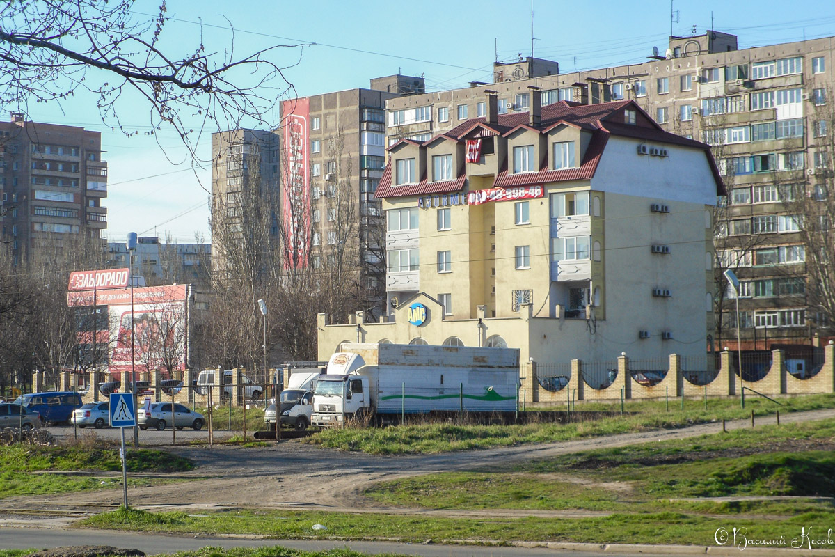 Mariupol, бульвар Шевченко, 80; Бульвар Шевченко, 72