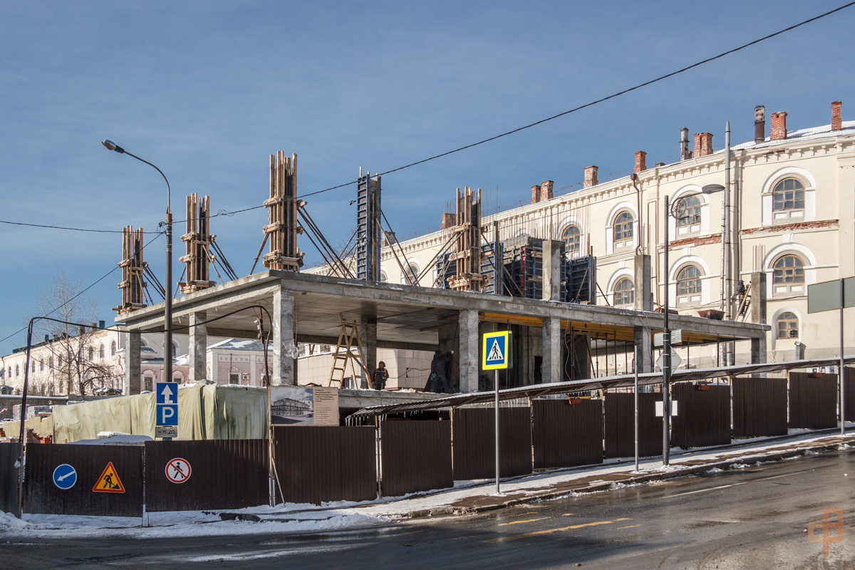 Казань, Улица Чернышевского, 8