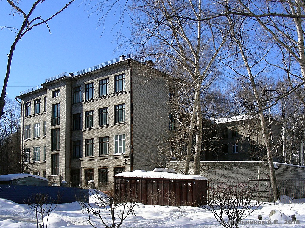 Нижний Новгород, Улица Адмирала Нахимова, 6