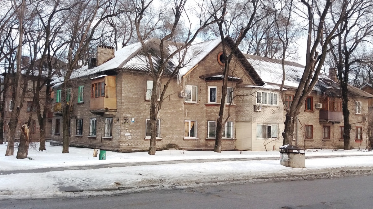 Запорожье, Историческая улица, 90 / Молодёжная улица, 77