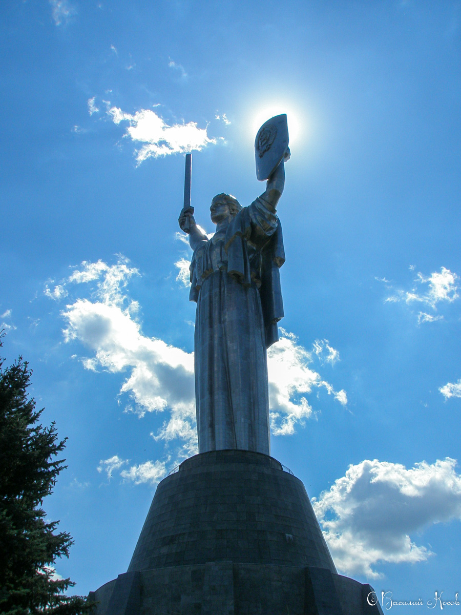 Київ, Лаврская улица, 24
