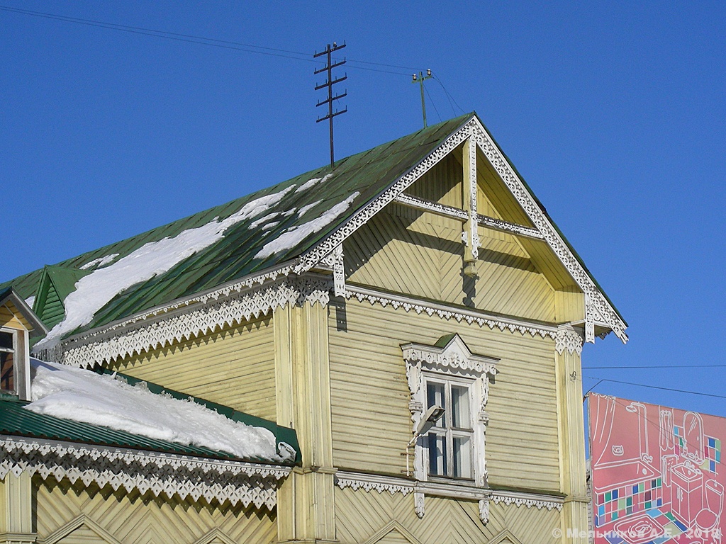 Иваново, Площадь Генкиной, 3. Резные орнаменты (кроме наличников)