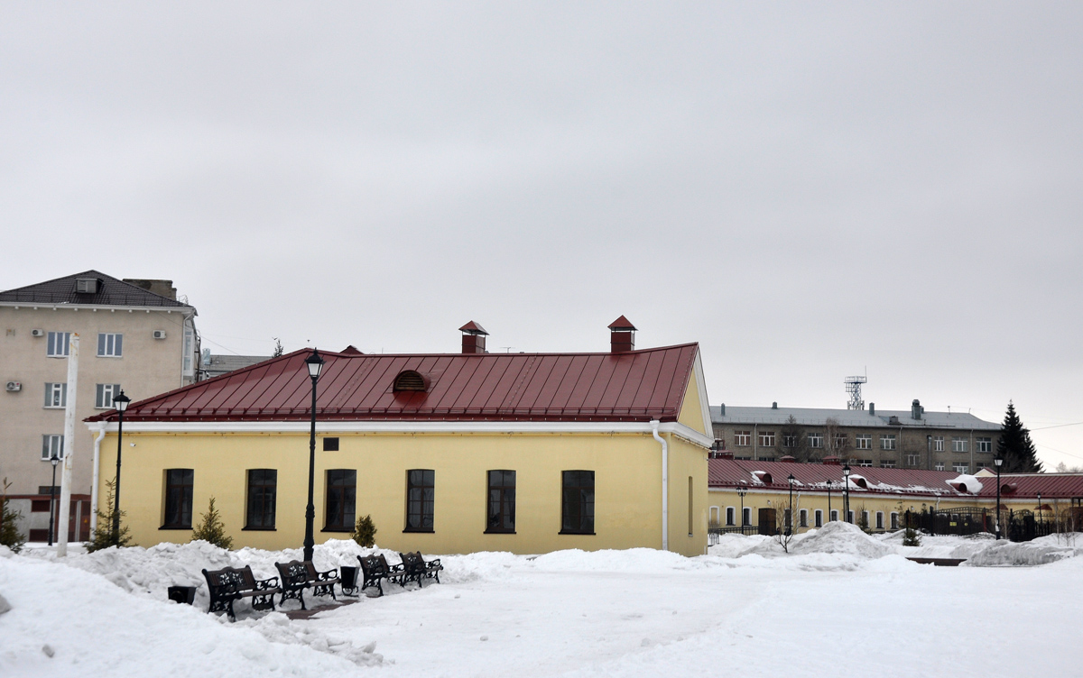 Omsk, Партизанская улица, 5Б; Партизанская улица, 5А Арсенал для запасного оружия