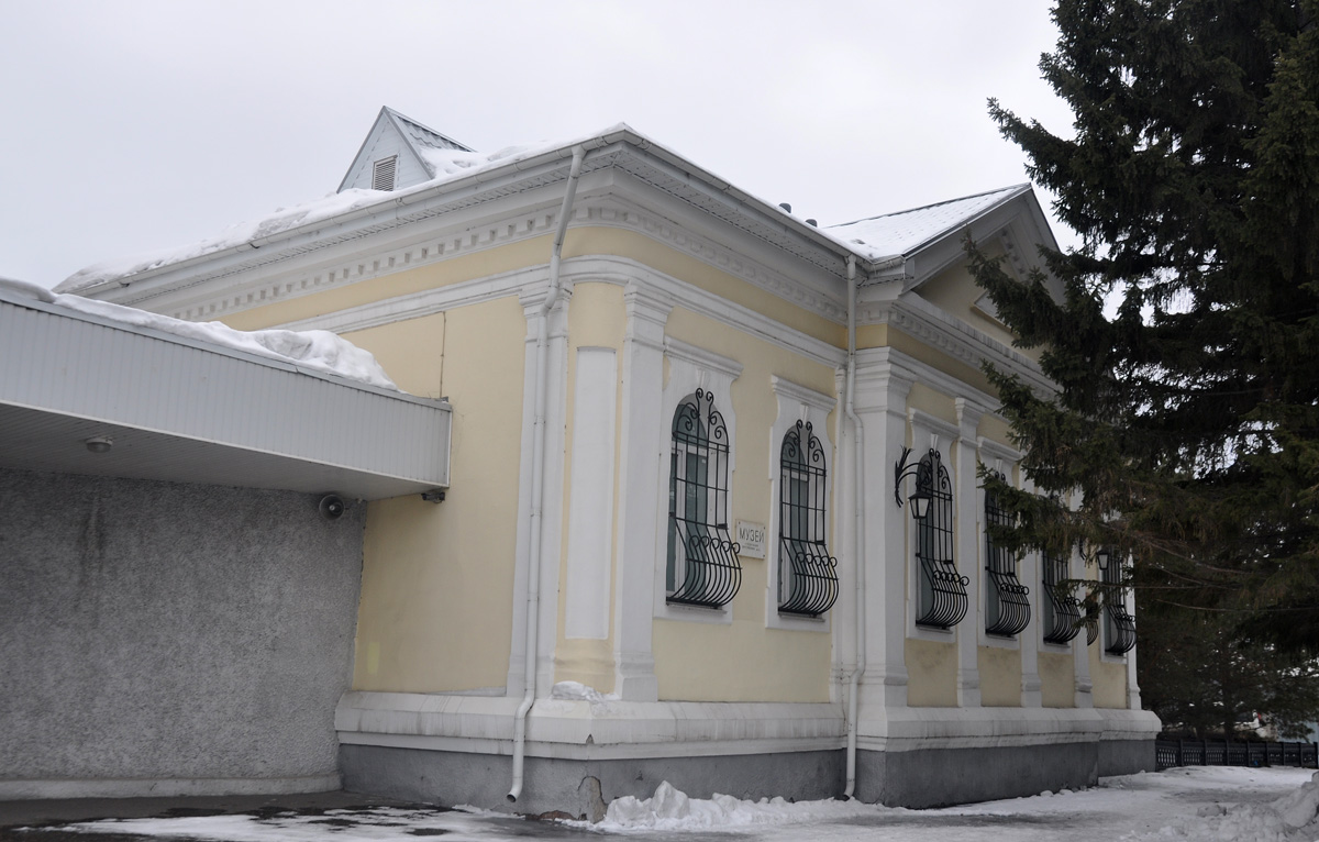 Омск, Улица Достоевского, 2