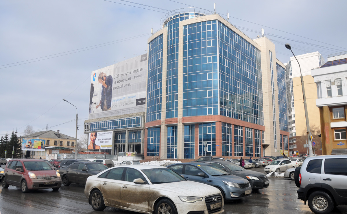 Омск, Улица Маршала Жукова, 21