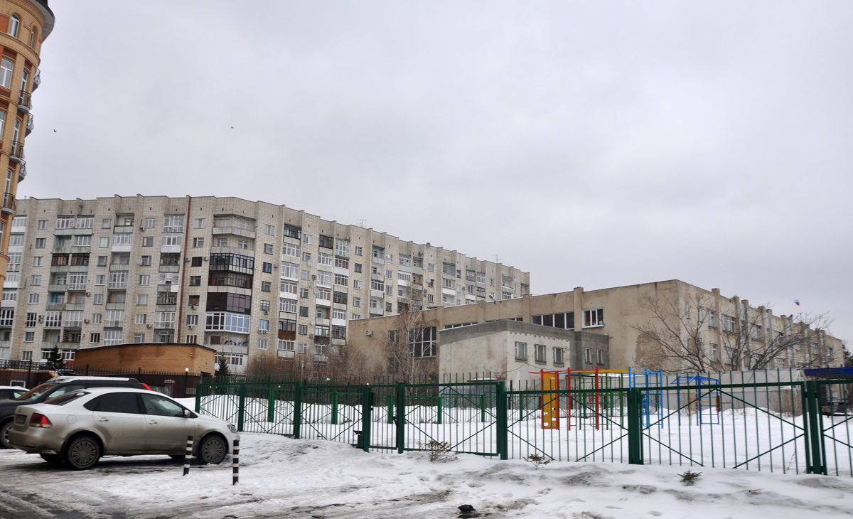 Омск, Улица Таубе, 15; Улица Красина, 4