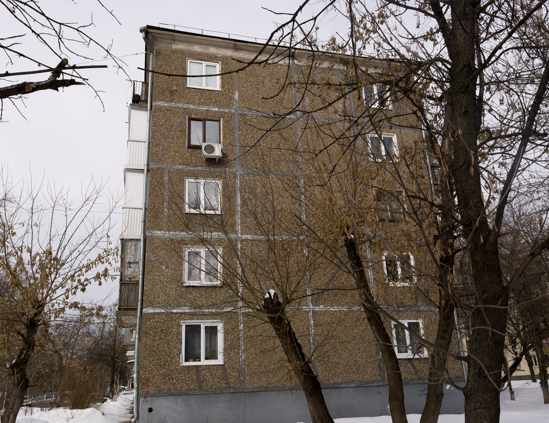 Уфа, Улица Серго Орджоникидзе, 10 / Улица Карима Хакимова, 9