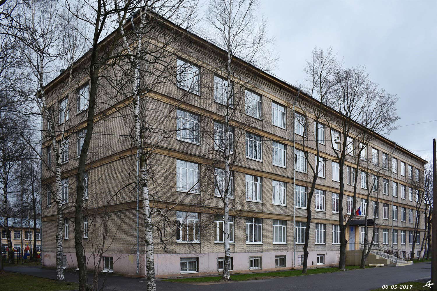 Санкт-Петербург, Синявинская улица, 15