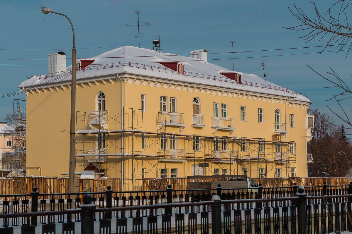 Новоуральск, Заречная улица, 1