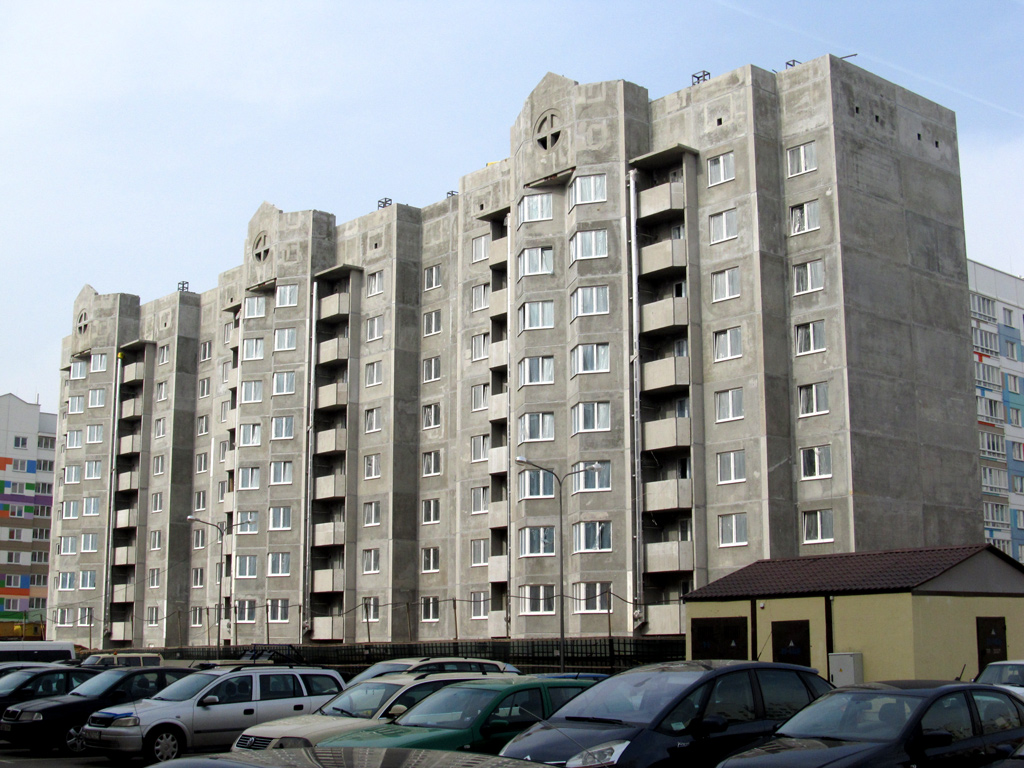 Прилуки, Майская улица, 24