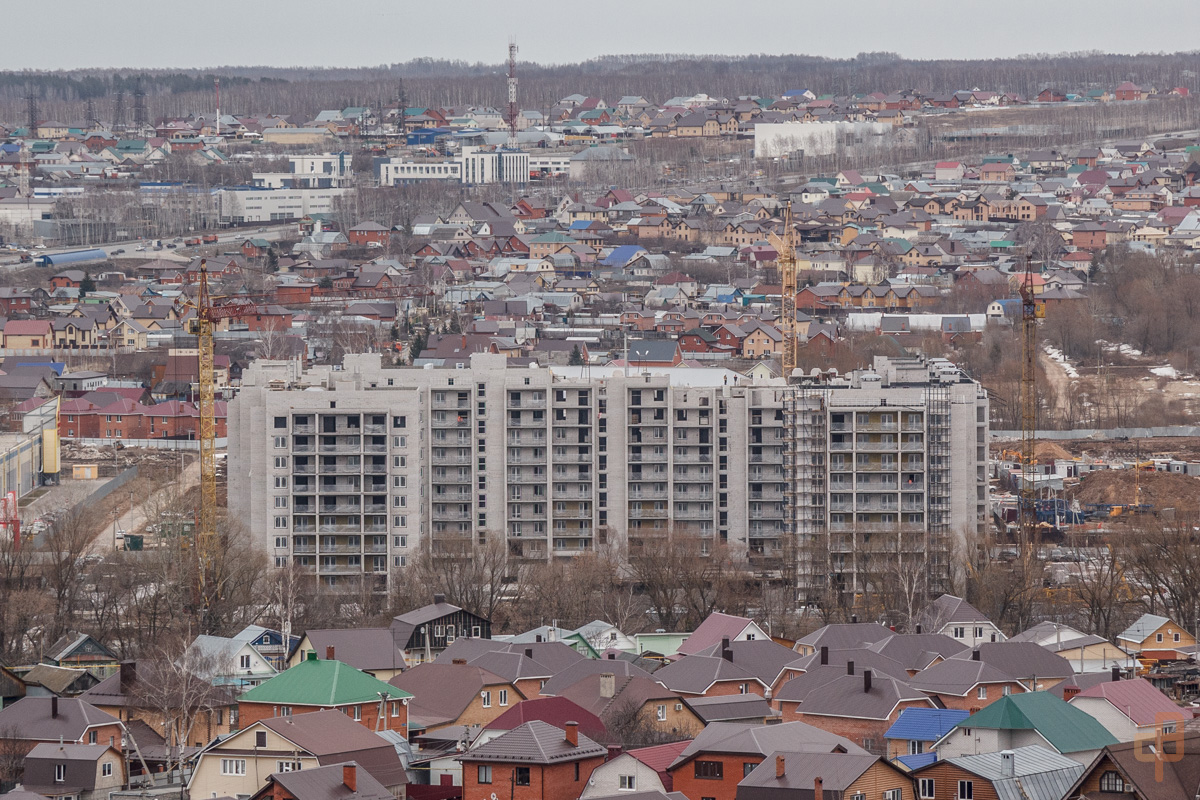 Казань, Улица Азата Аббасова, 8