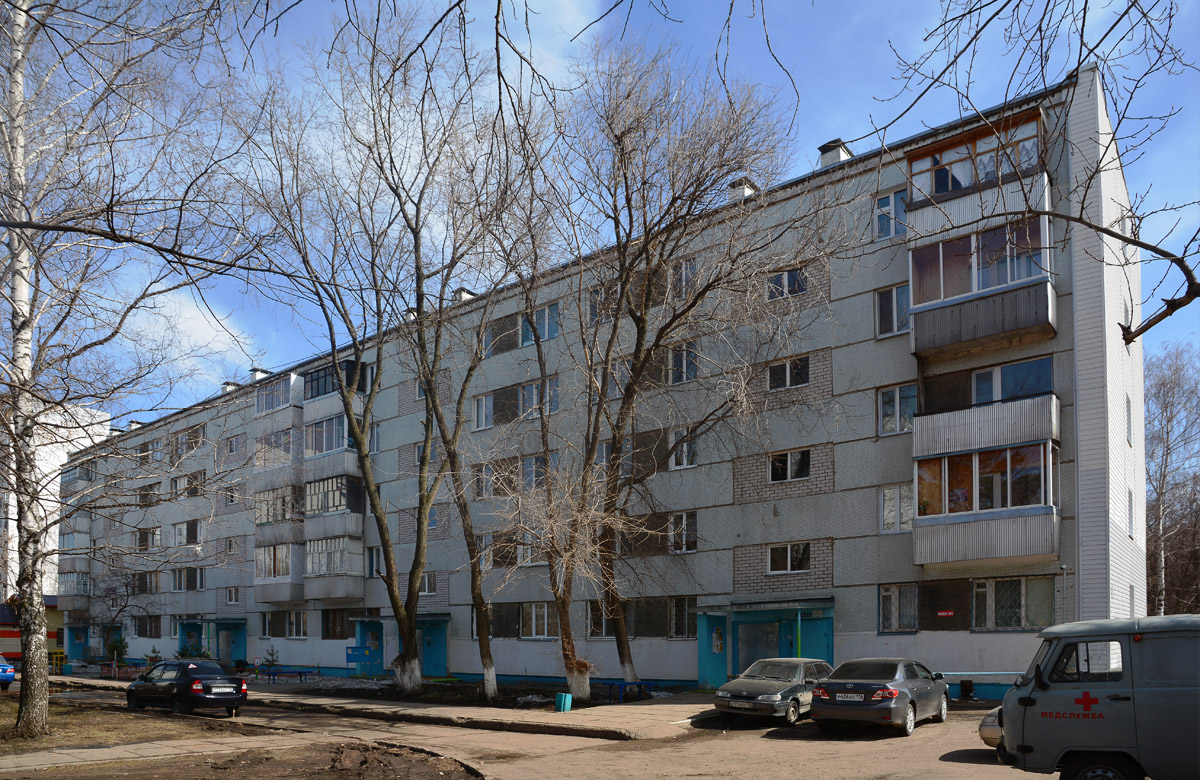 Набережные Челны, Бульвар Строителей, 18