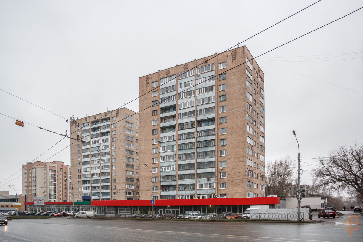 Казань, Улица Декабристов, 113; Улица Декабристов, 115