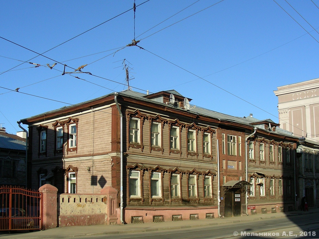 Нижний Новгород, Улица Добролюбова, 4