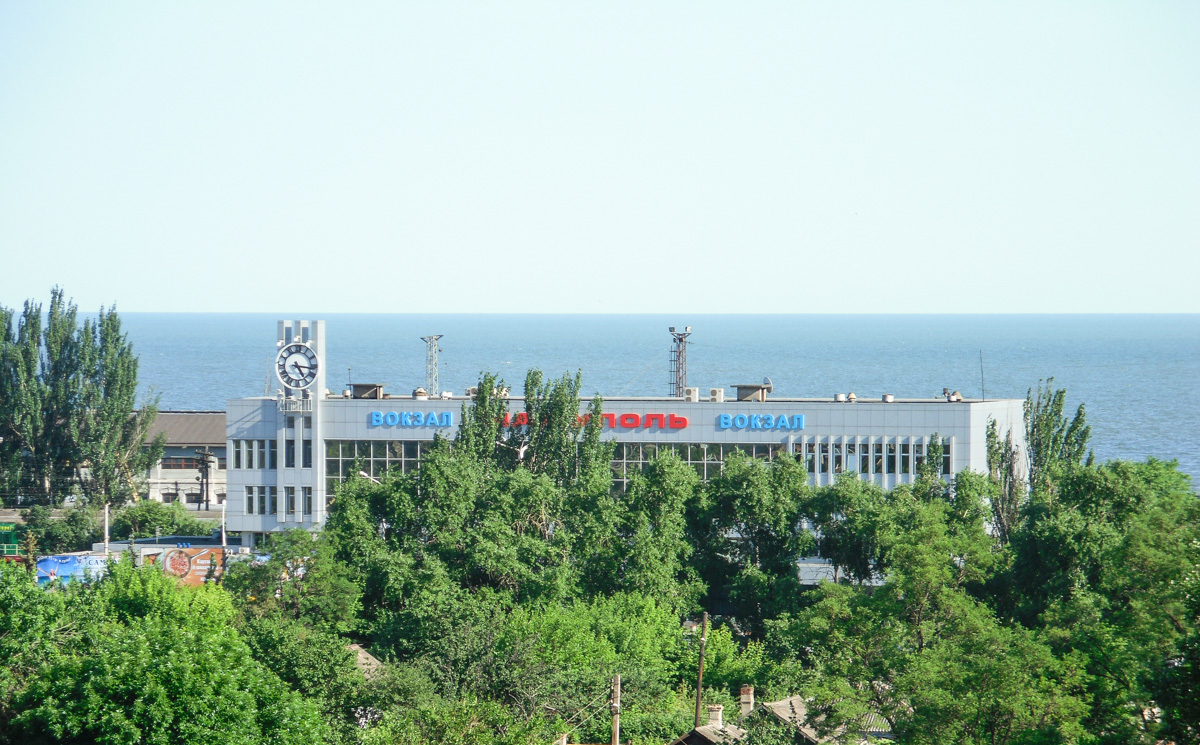 Мариуполь, Площадь Мичмана Павлова, 10