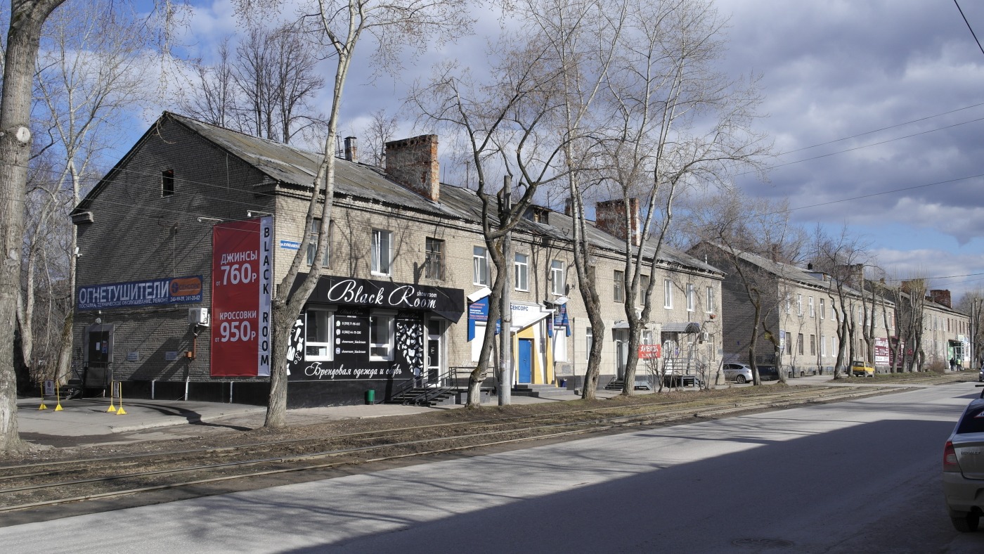 Пермь, Улица Куйбышева, 70; Улица Куйбышева, 72