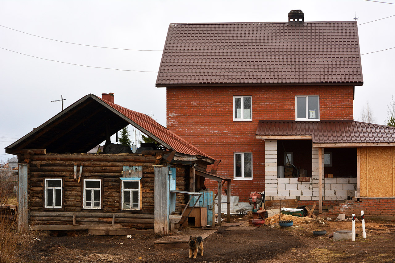 Permsky district, other localities, д. Мокино, Заречная улица, 3; Дер. Мокино, Заречная улица, 3*