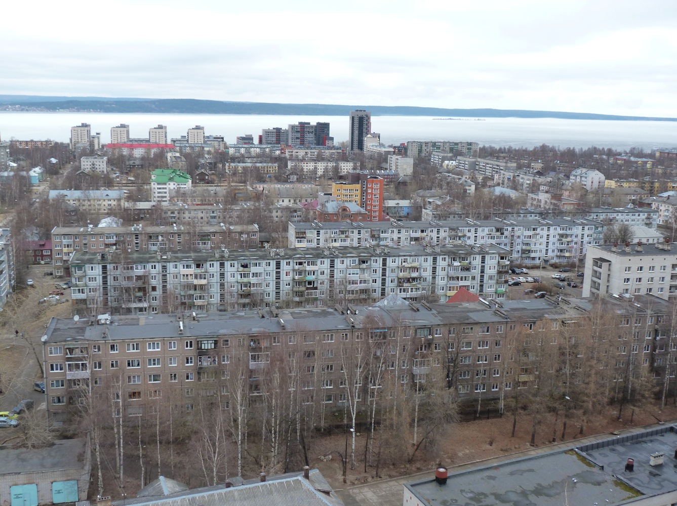 Петрозаводск, Улица Кутузова, 2; Советская улица, 27; Советская улица, 25; Краснофлотская улица, 29А; Советская улица, 28; Мурманская улица, 5; Мурманская улица, 3; Октябрьский проспект, 42
