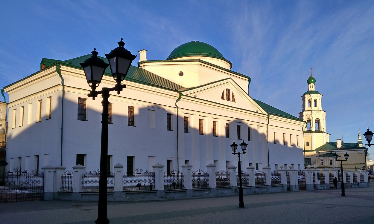 Kazan, Улица Баумана, 3
