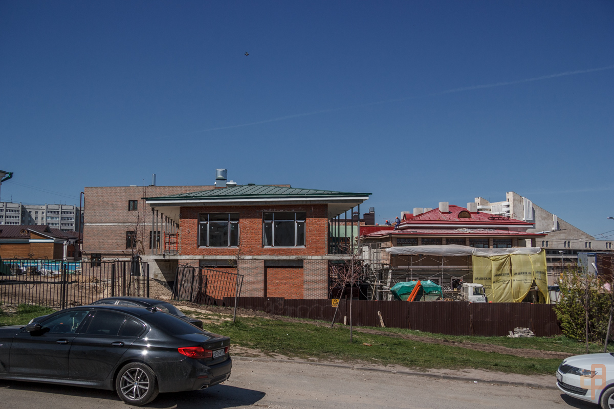 Kasan, Улица Шигабутдина Марджани, 10-12