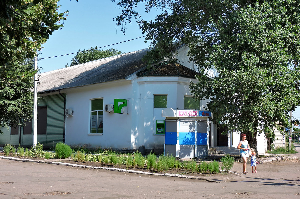 Сахновщина, Центральная улица, 6
