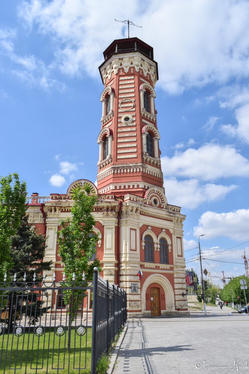 Волгоград, Коммунистическая улица, 5