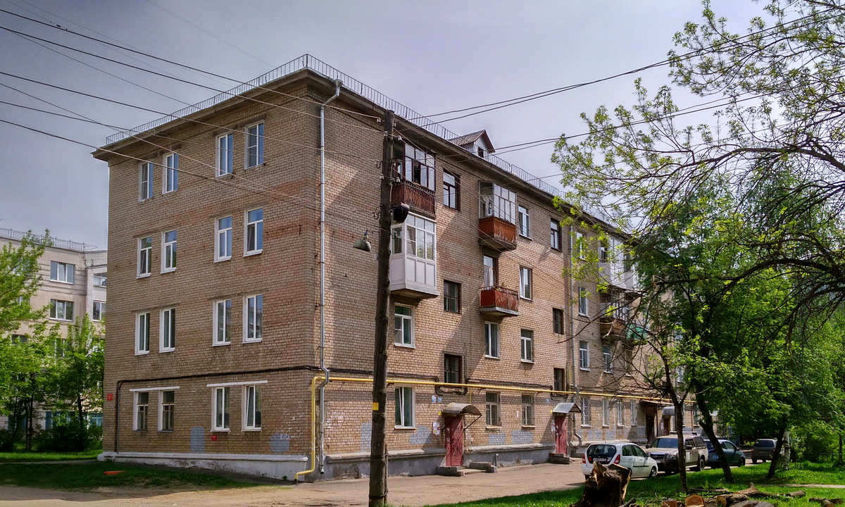 Ярославль, Улица Курчатова, 18