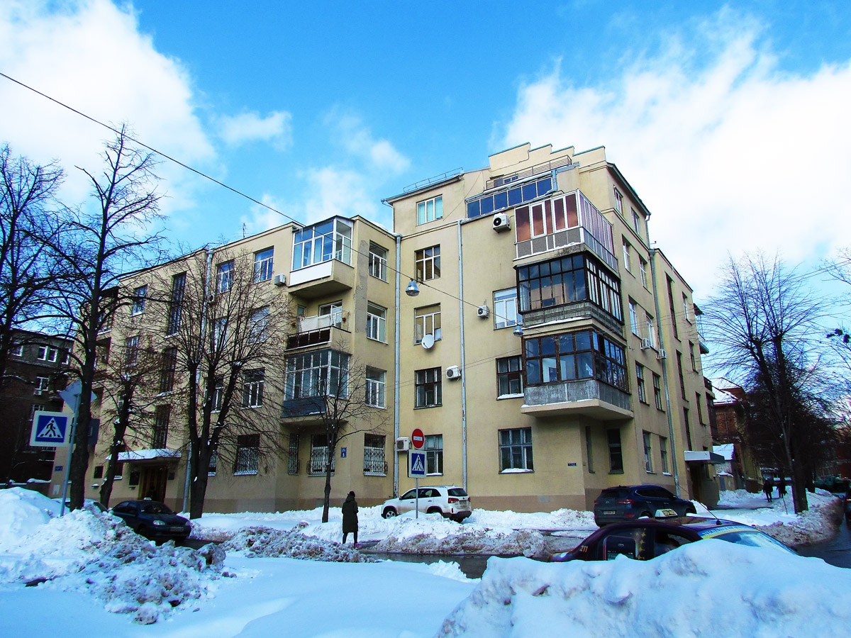 Харьков, Улица Манизера, 5 / Каплуновский переулок, 1