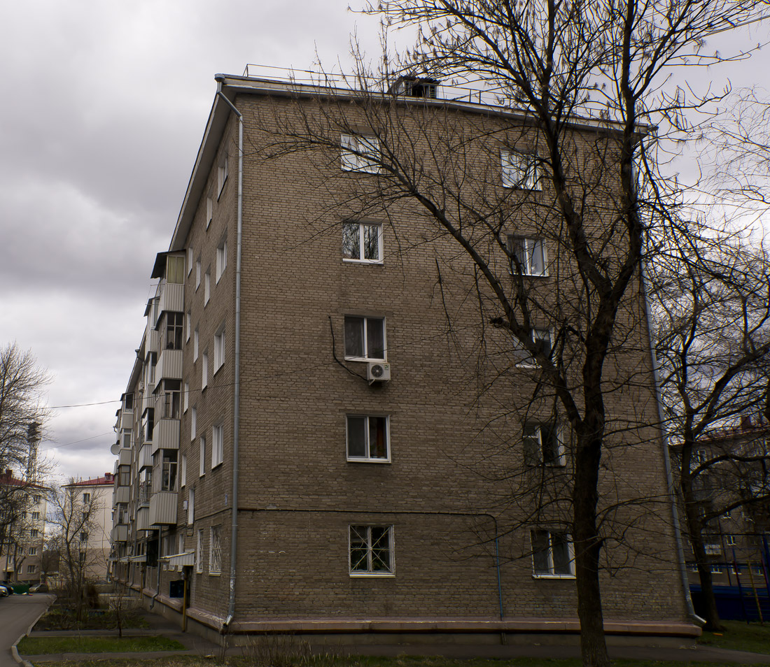 Уфа, Улица Комарова, 36А