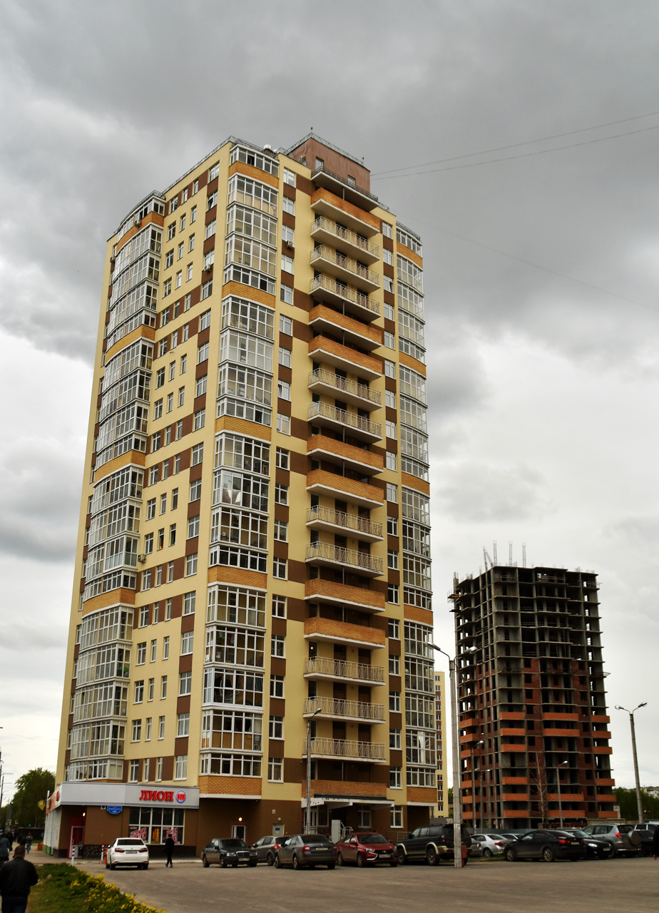 Пермь, Улица Карпинского, 108; Улица Карпинского, 110А