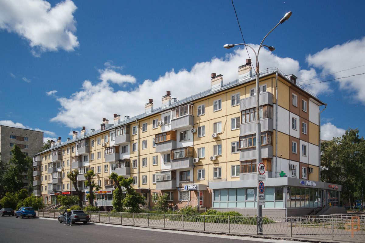 Kasan, Улица Восстания, 1 / Улица Короленко, 79