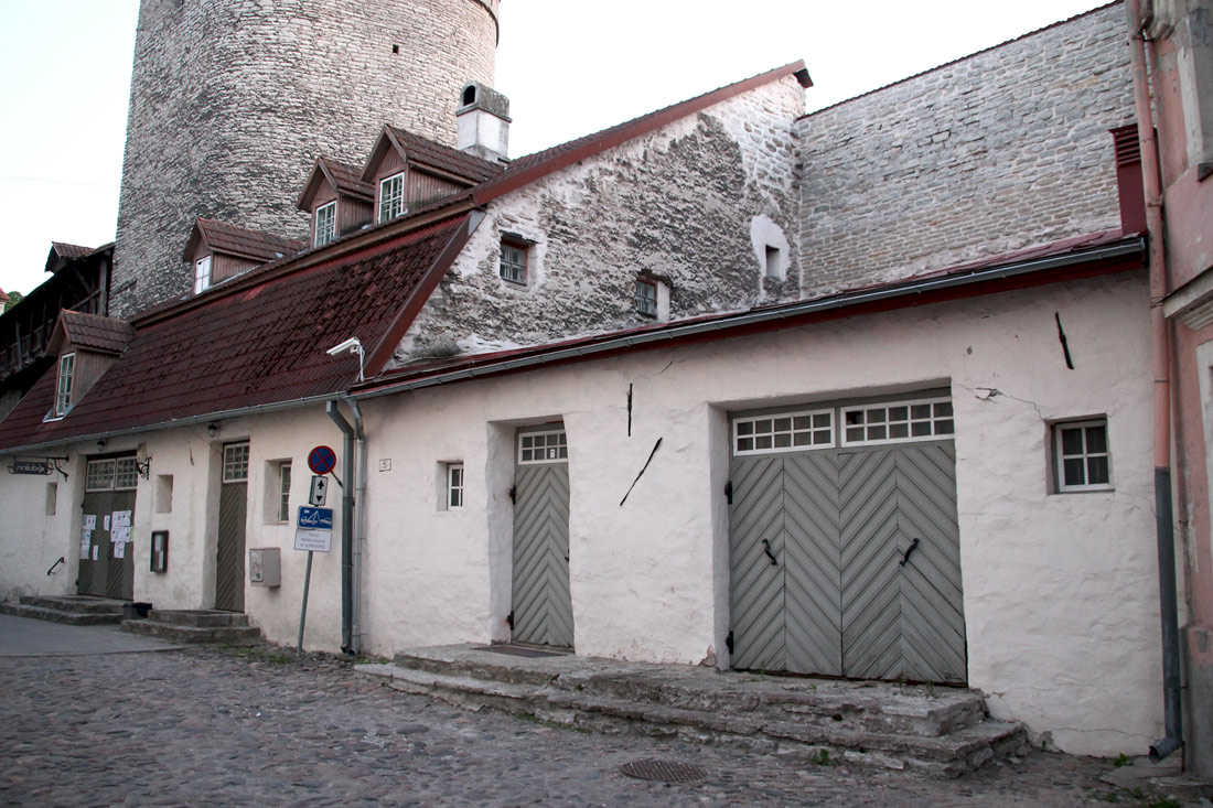 Таллин, Gümnaasiumi, 3