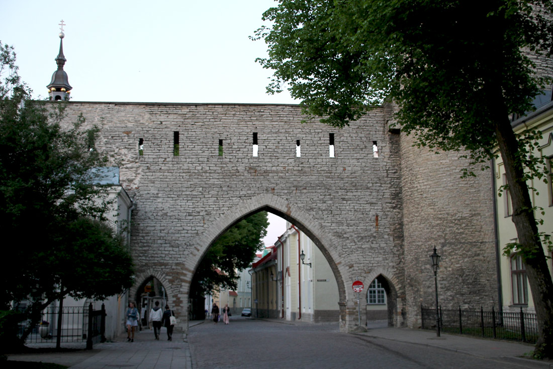 Таллин, Kloostrivärav