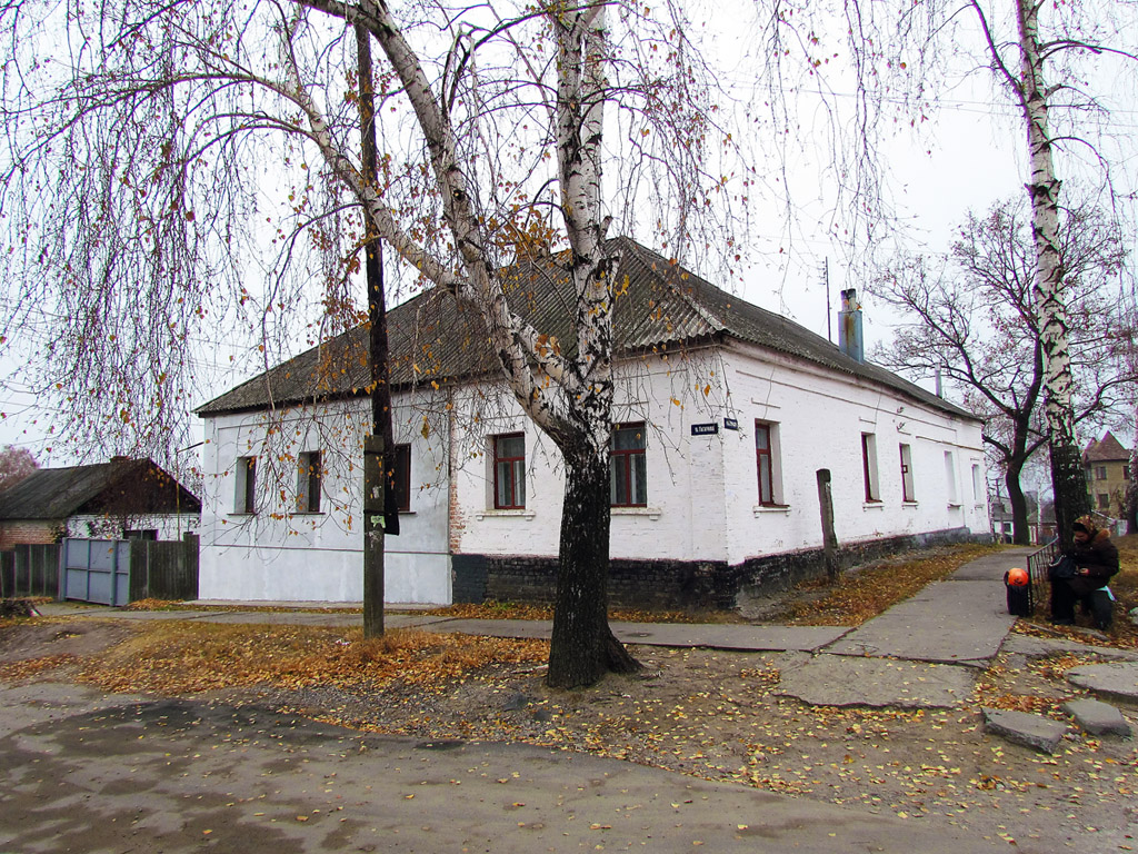 Богодухов, Улица Гагарина, 7 / Улица Горького, 24