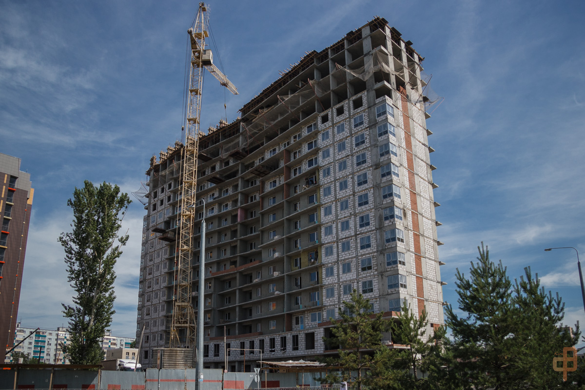 Казань, Улица Хусаина Мавлютова, 17Е корп. 1 Казань, Улица Хусаина Мавлютова, 17Е корп. 1