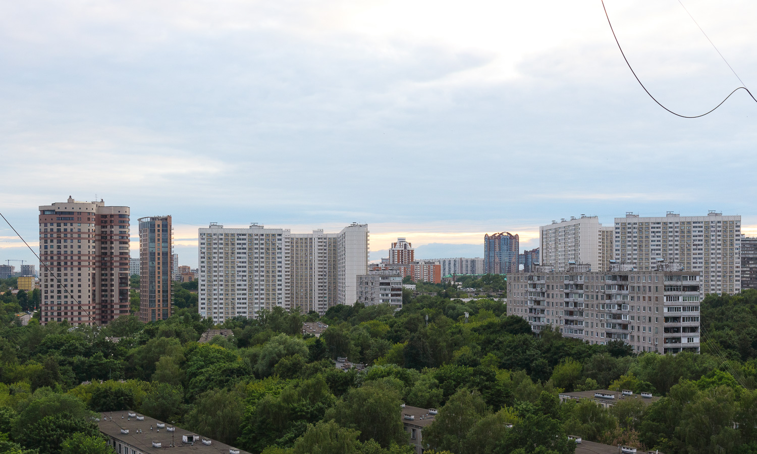 Москва, Улица Артамонова, 7; Давыдковская улица, 16; Давыдковская улица, 18; Кременчугская улица, 7 корп. 2; Кременчугская улица, 7 корп. 3; Кременчугская улица, 5 корп. 3; Давыдковская улица, 14 корп. 2; Улица Ватутина, 18 корп. 2; Улица Ватутина, 16 корп. 3; Можайское шоссе, 4 корп. 1 (подъезды 3-10); Можайское шоссе, 2; Давыдковская улица, 10 корп. 6; Кременчугская улица, 3 корп. 3; Кременчугская улица, 3 корп. 2; Кременчугская улица, 3 корп. 4. Москва — Панорамы