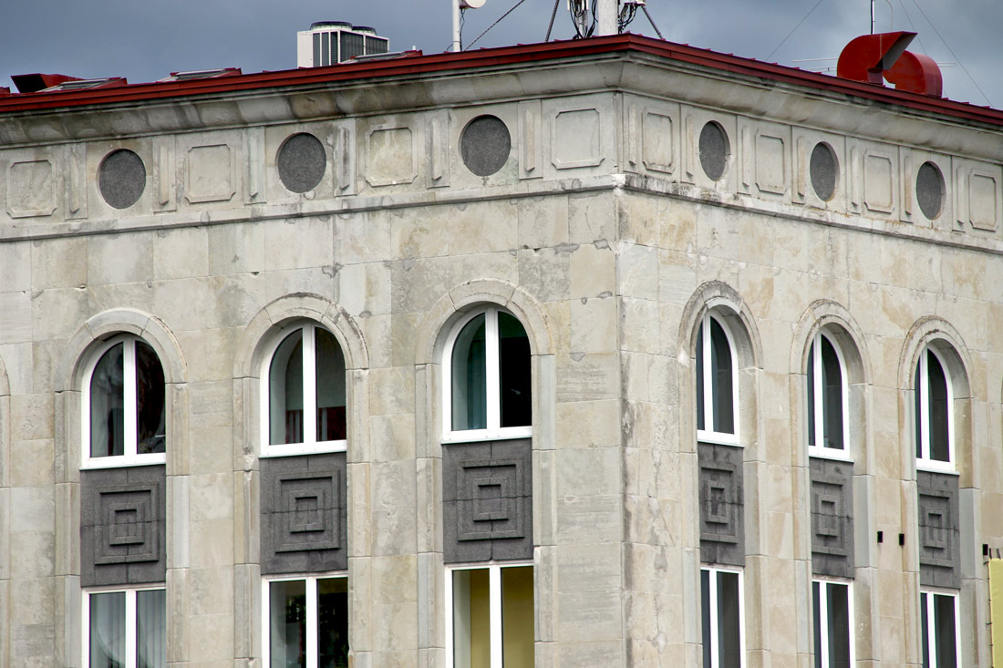 Таллин, Vabaduse väljak, 10