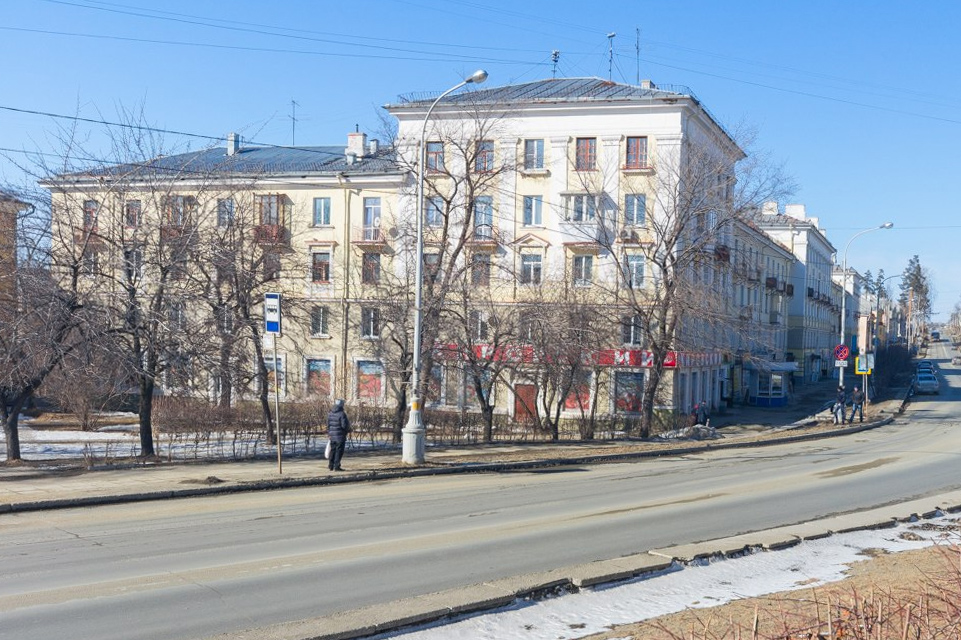 Новоуральск, Улица Ленина, 90