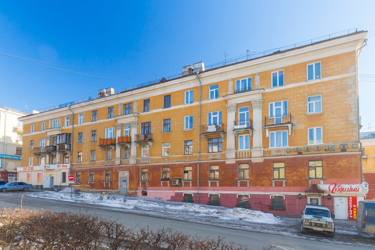 Новоуральск, Улица Льва Толстого, 22