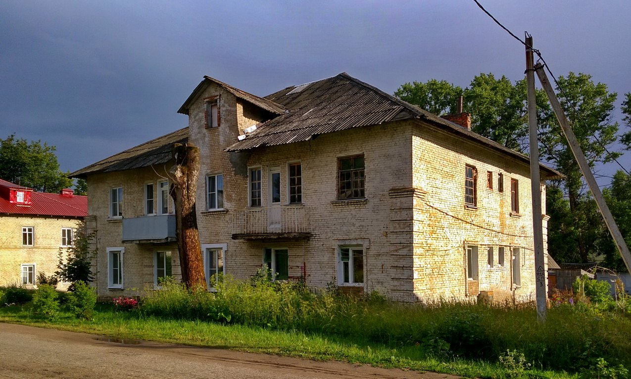 Переславский район, прочие н.п., с. Берендеево, улица Горького, 1