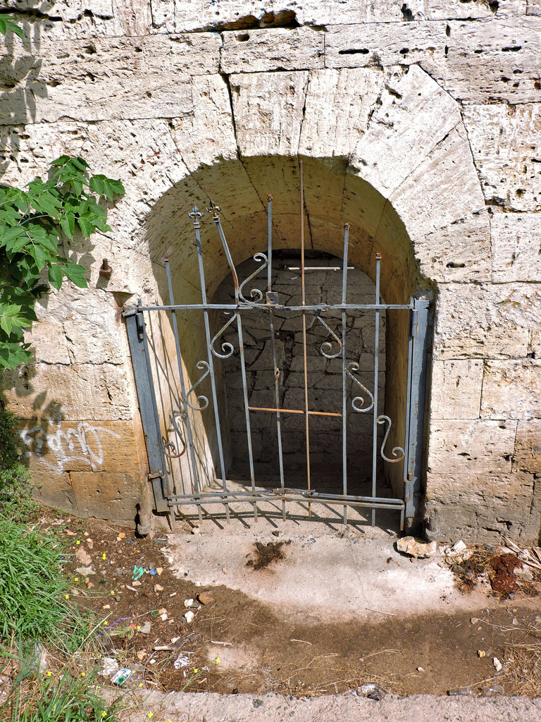 Херсон, Перекопская улица, 13