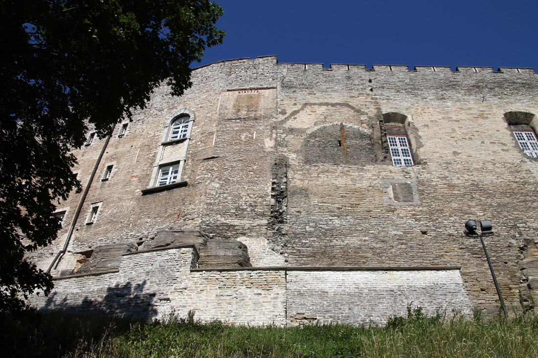 Таллин, Lossi plats, 1a