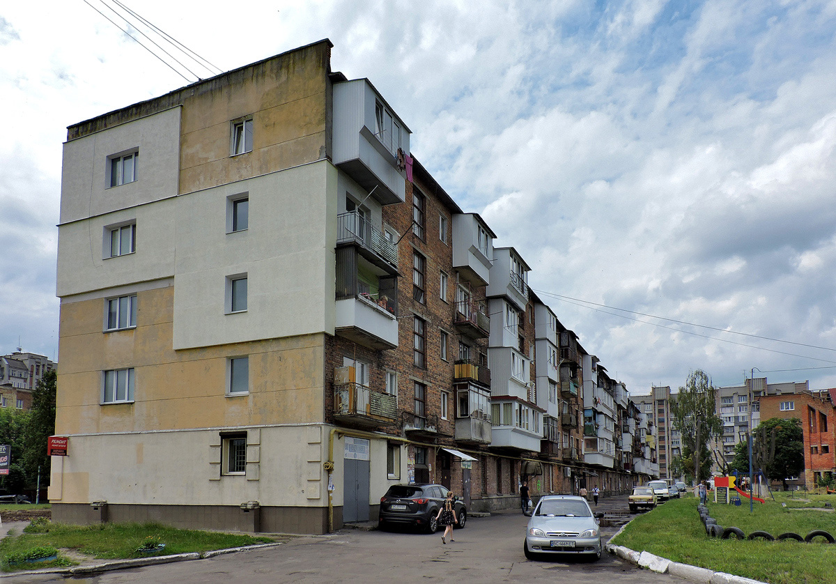 Червоноград, Проспект Тараса Шевченко, 3