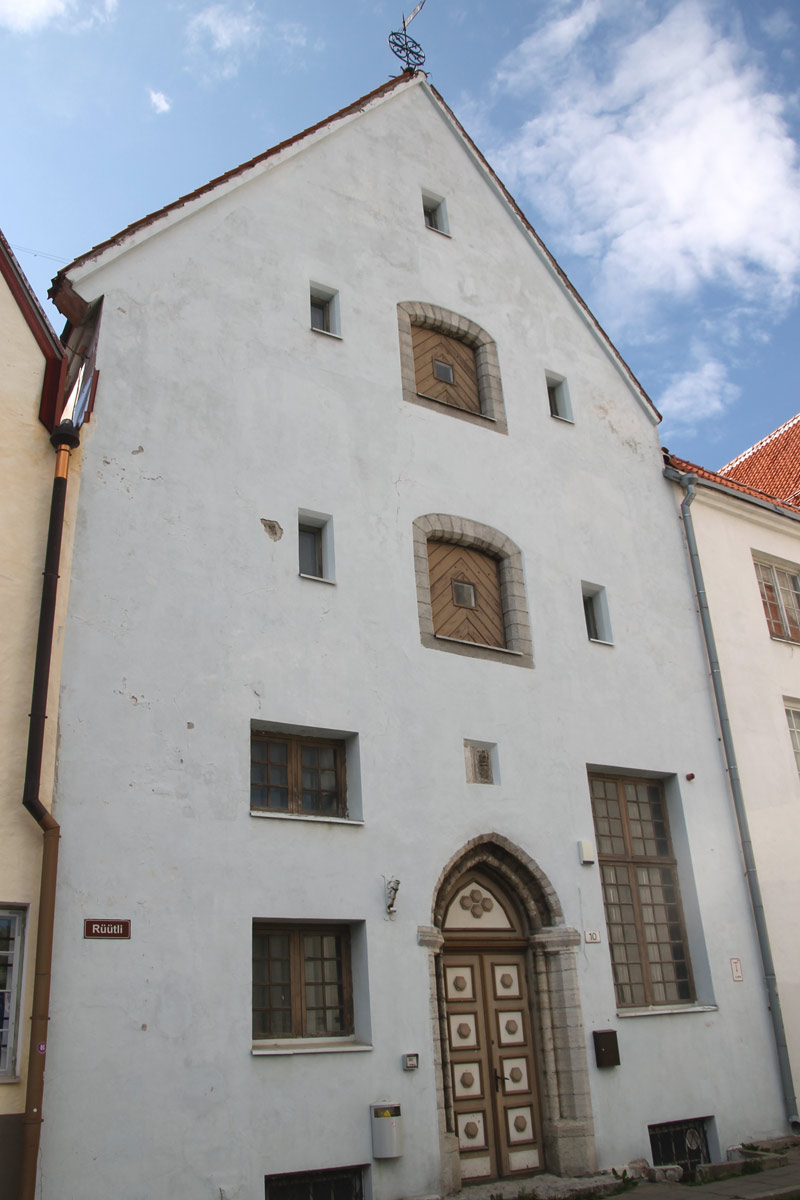 Таллин, Rüütli, 10