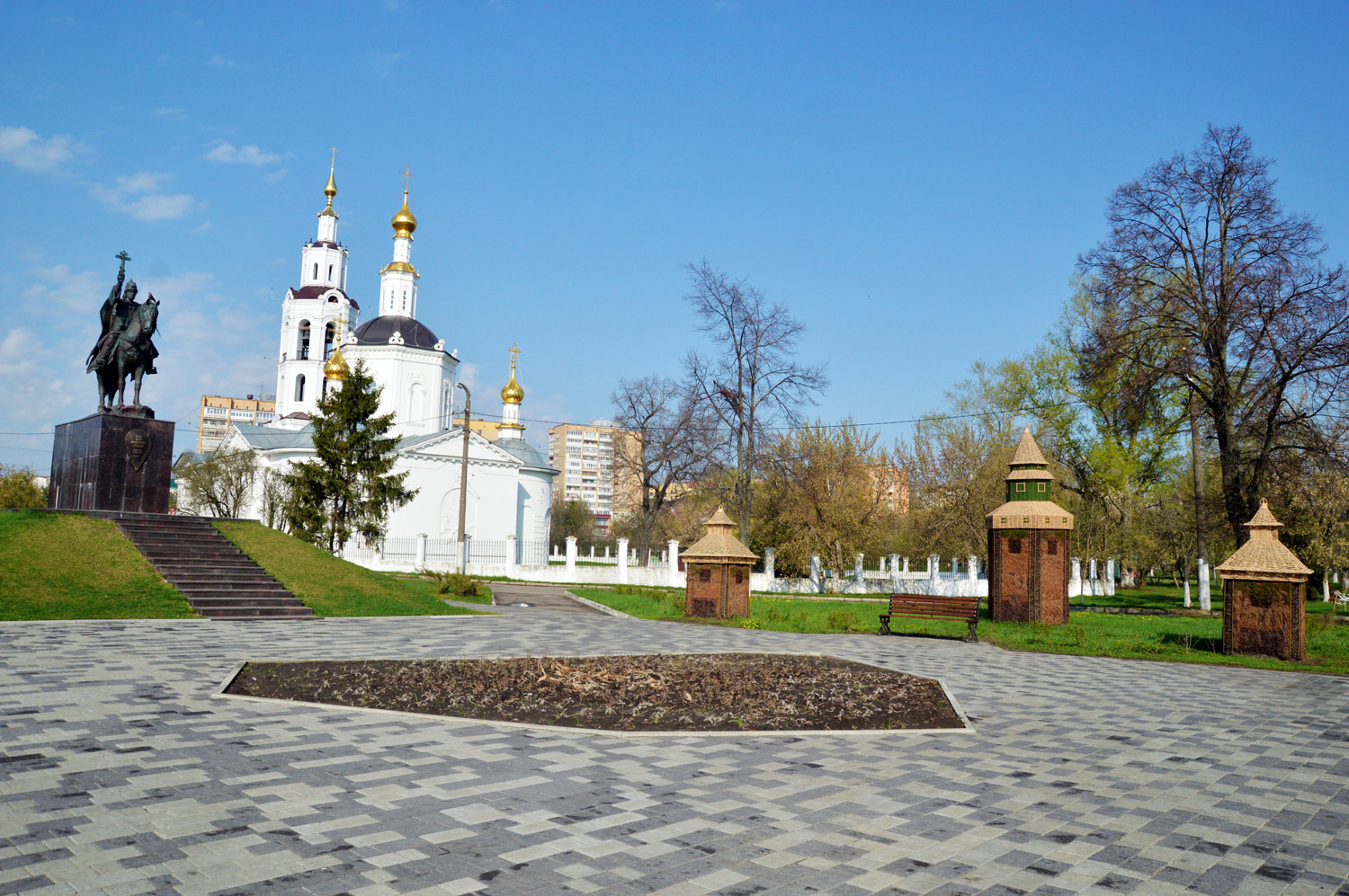 Орёл, Богоявленская площадь, 1