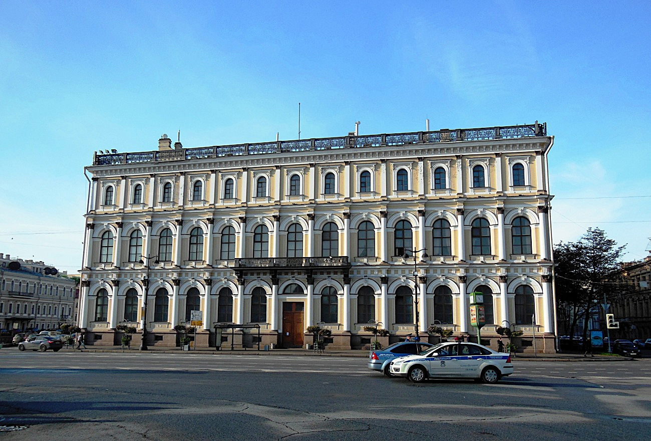 Saint Petersburg, Набережная реки Мойки, 89 / Большая Морская улица, 44